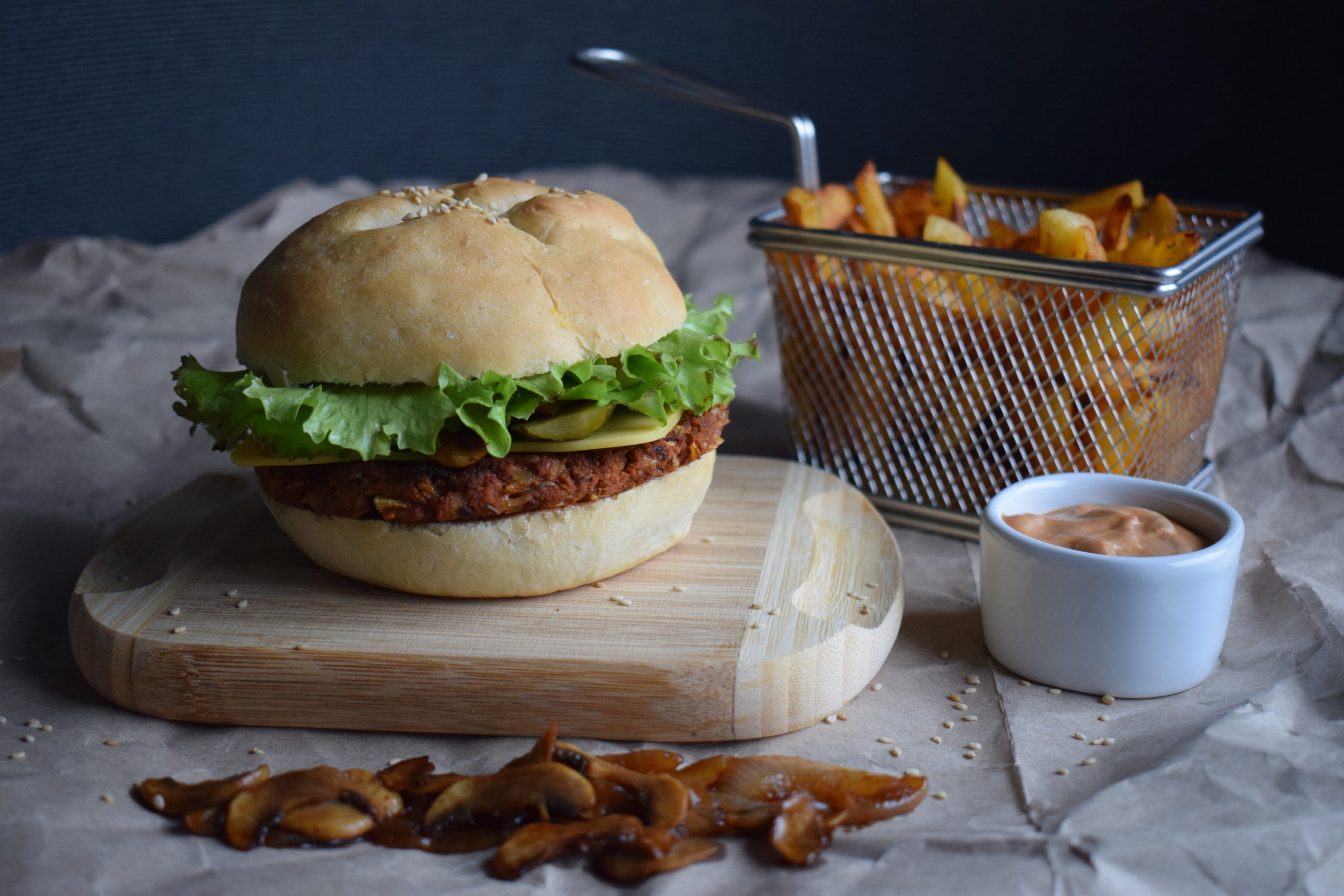 Burger cu patty din fasole