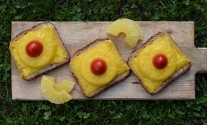 Toast cu ananas