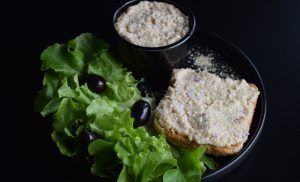 Salată de icre din amaranth
