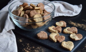 Biscuiți cu aromă de turtă dulce
